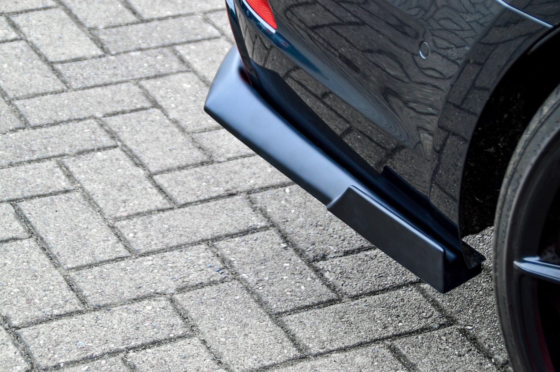Heckansatz Seitenteile ABS Audi S4 Typ: B9 Bj.:2015-2019 Schwarz Glanz