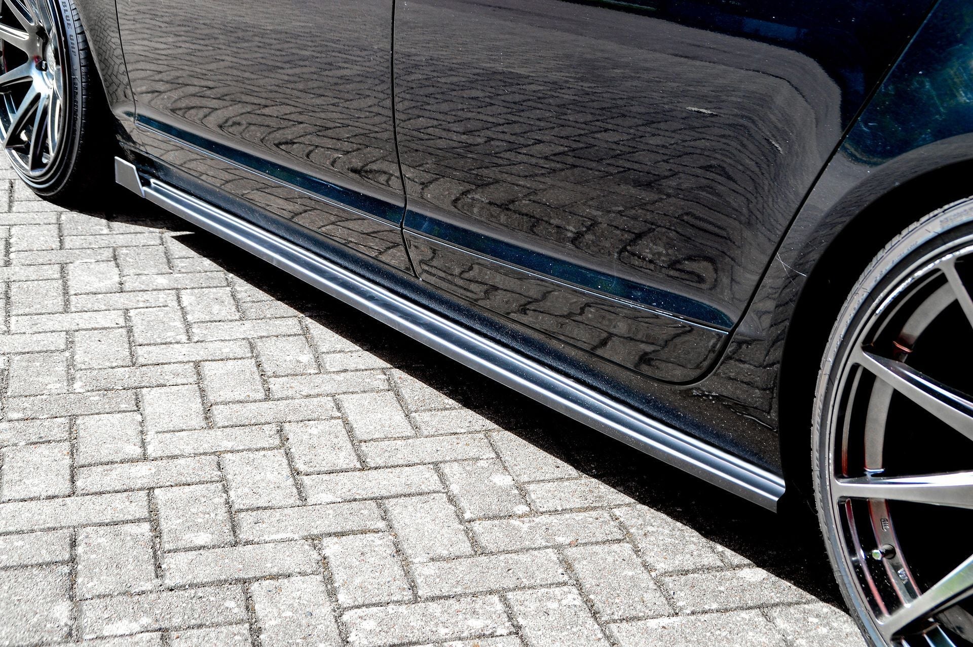 Seitenschwellersatz mit Wing Audi A6 4F Facelift Bj.: 2008-2011 Carbon