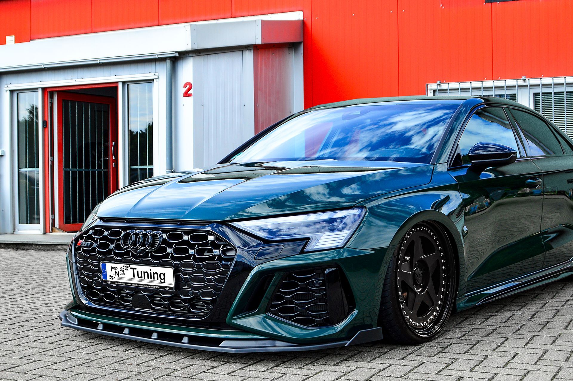CUP Frontspoilerlippe ABS mit Seitenwing Audi RS3, 8Y, Limousine Carbon