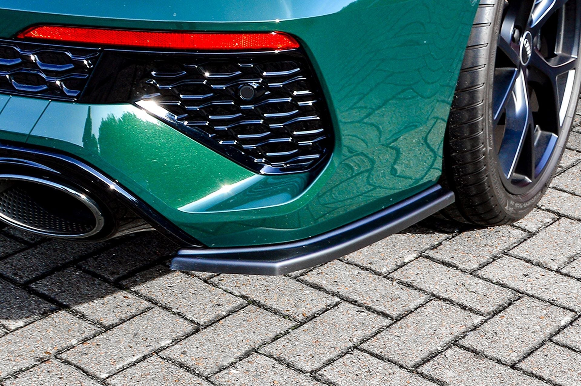 Heckansatz Seitenteile ABS Audi RS3, 8Y, Limousine Ab Bj.: 2020 - Carbon