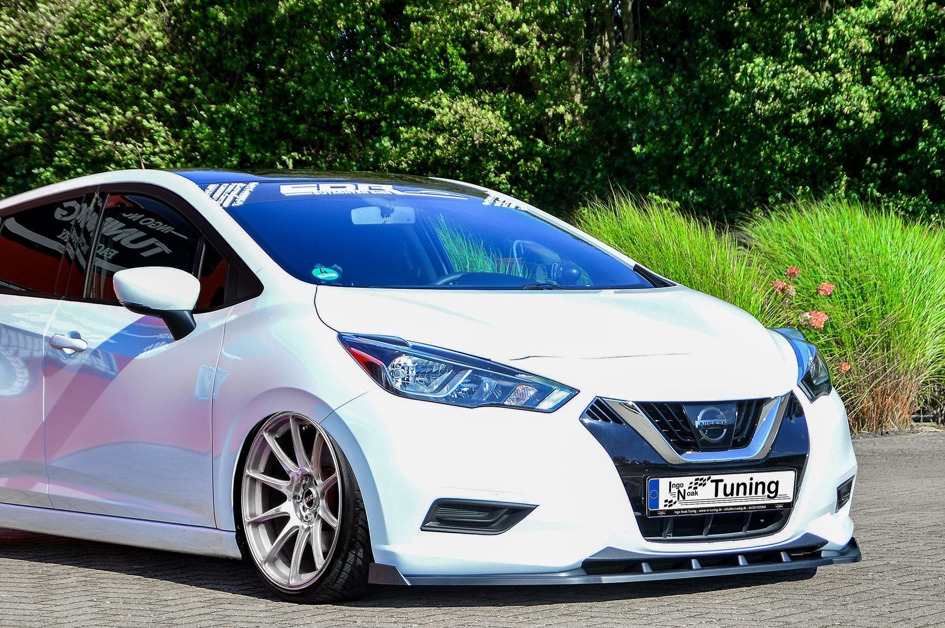 CUP Frontspoilerlippe ABS mit Seitenwing Nissan Micra K14 Schwarz Glanz