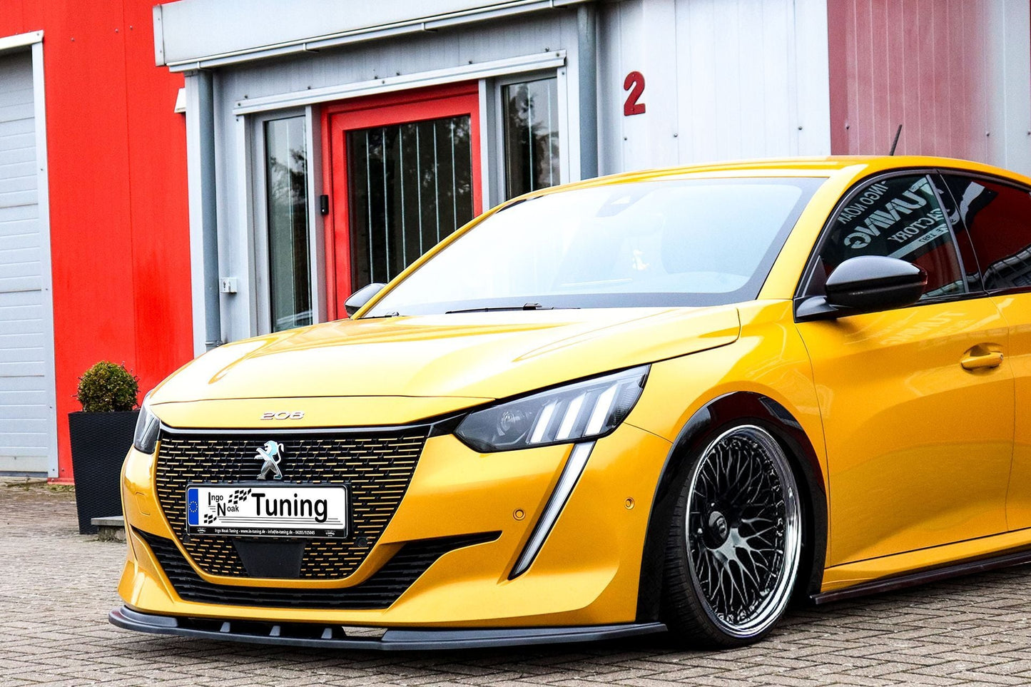 CUP Frontspoilerlippe ABS Peugeot 208 + e208 ,GT, GT-Line Schwarz Matt
