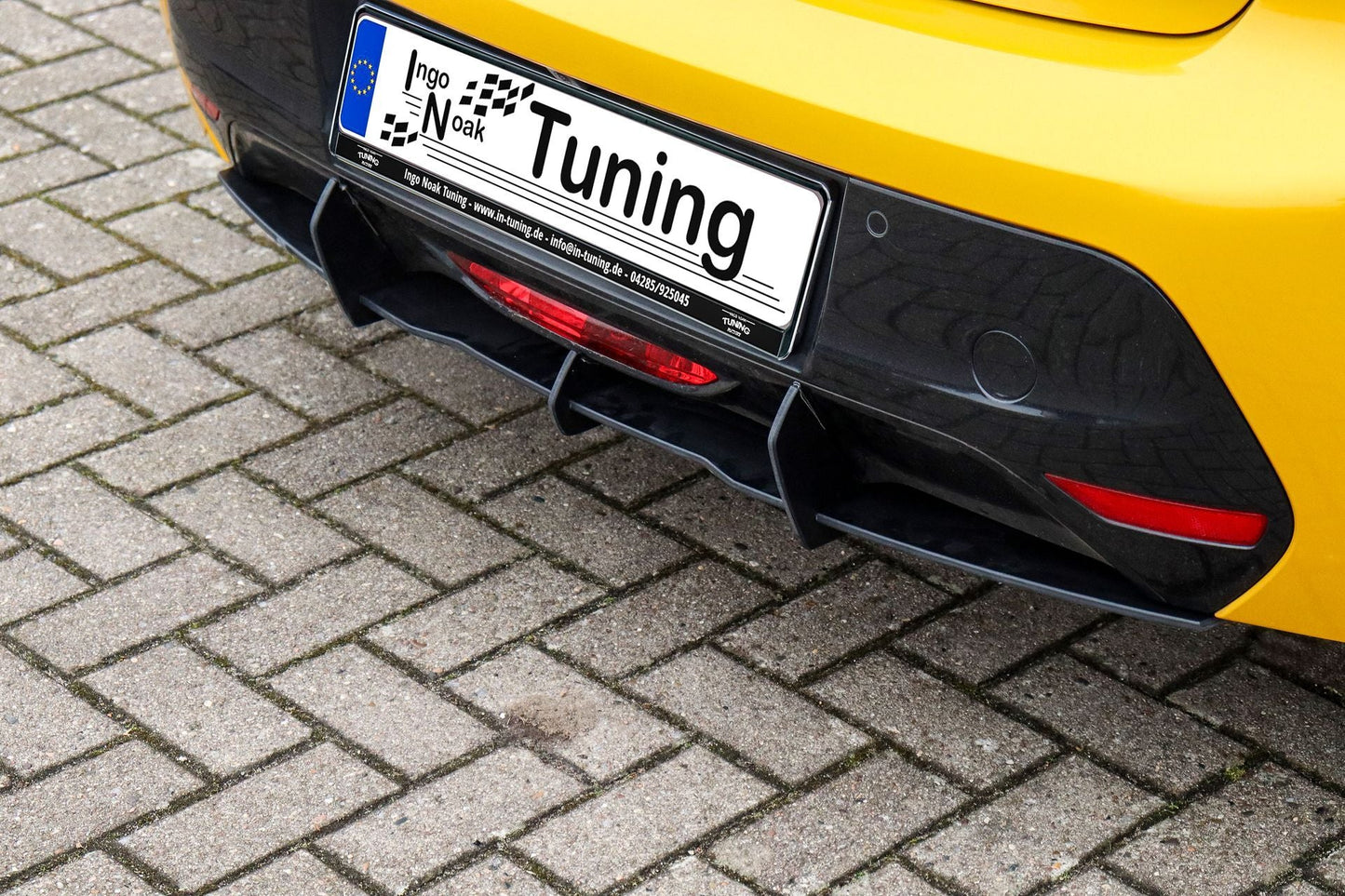 Gefräster Diffusor Peugeot 208 + e208 ,GT, GT-Line Ab Bj.: 2019- Schwarz Matt