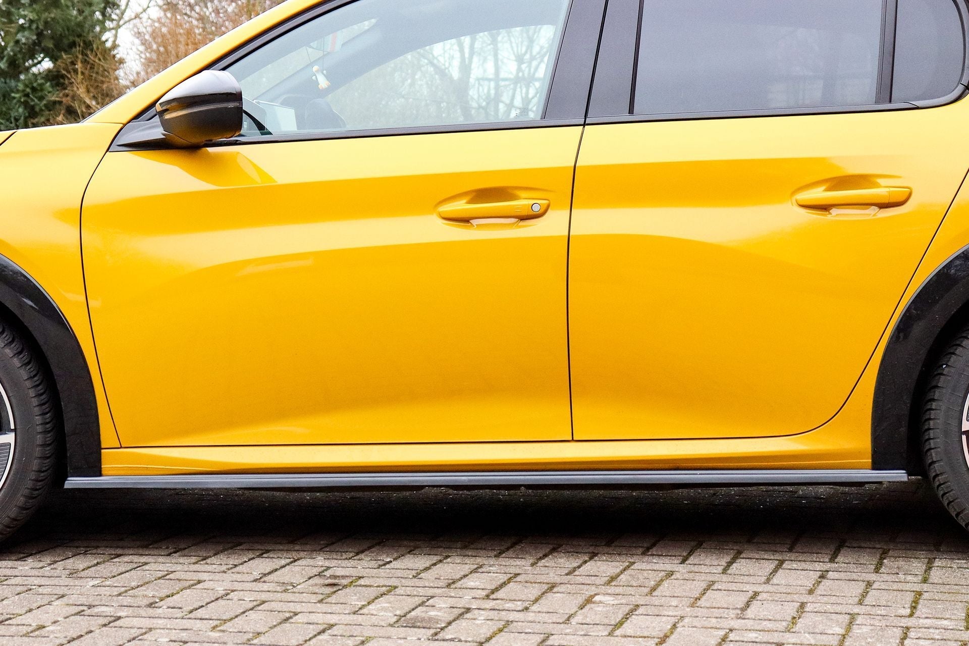 CUP Seitenschweller Peugeot 208 + e208 ,GT, GT-Line Ab Bj.: 2019- Carbon