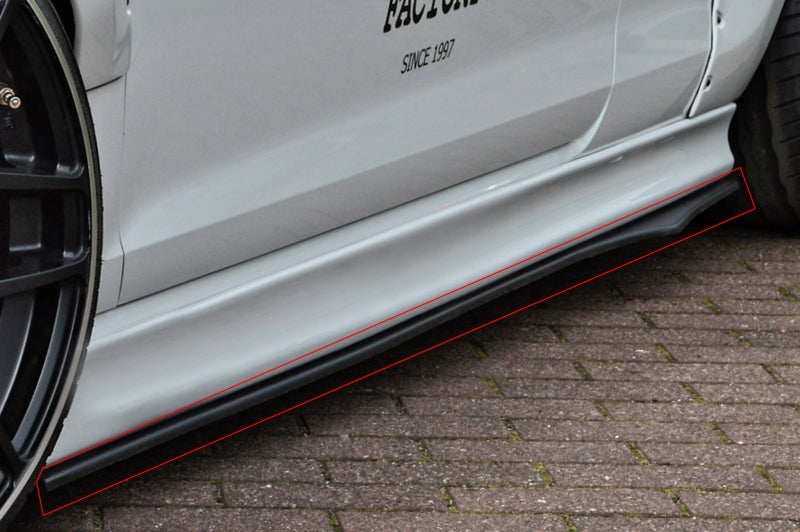 CUP 2 Seitenschweller Audi RS4, B5 Bj.: 1999-2001 Schwarz Matt