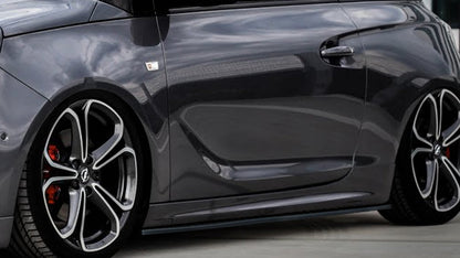 CUP Seitenschweller Opel Adam S, + OPC Line ab Bj.: 2015- Schwarz Glanz