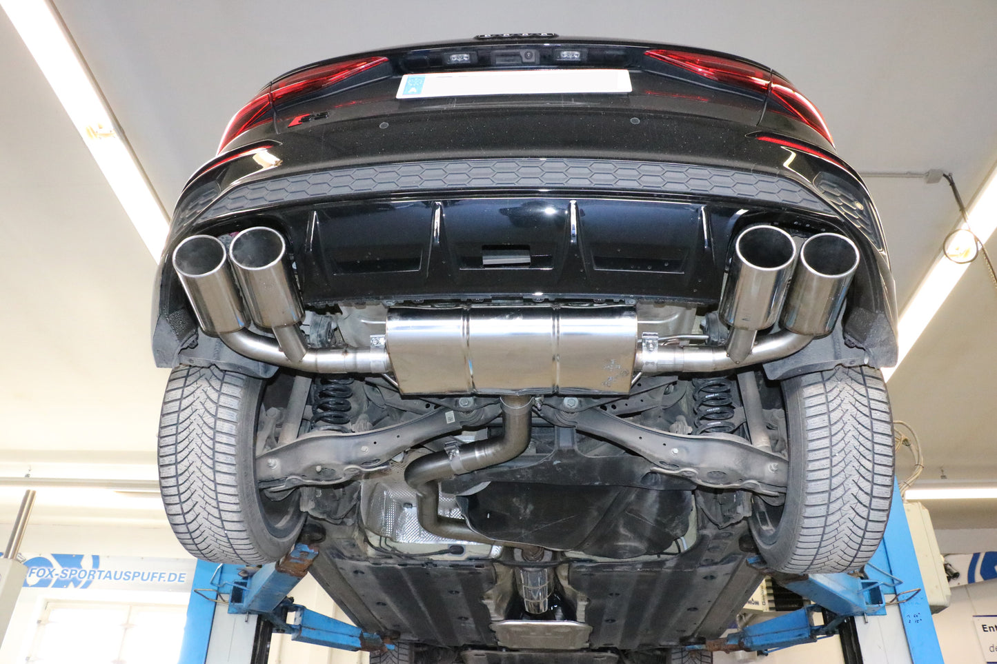 Audi A3 - GY Sportback Endschalldämpfer Ausgang rechts/links - 2x115x85 Typ 32 rechts/links passend für S3 Stoßstange