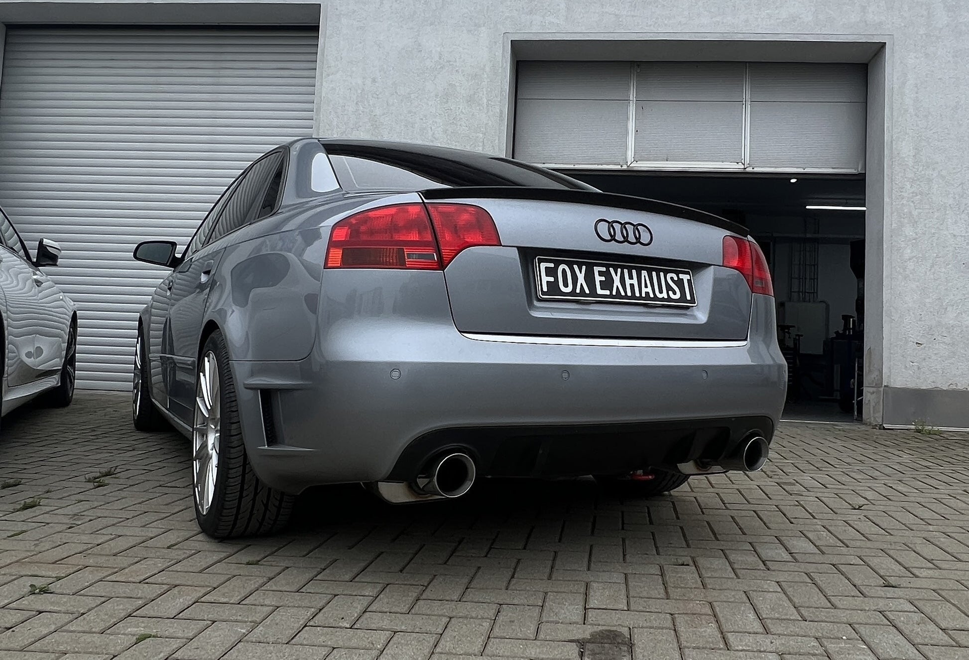 Audi A4 Typ B7 quattro DTM Edition Endschalldämpfer rechts/links Ø63,5mm - 1x100 Typ 25 rechts/links