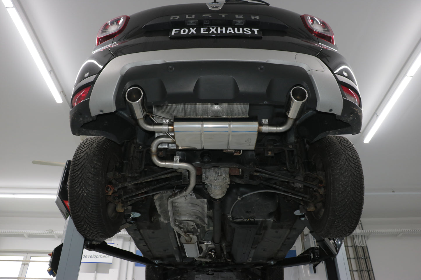 Dacia Duster 4x4 Facelift Endschalldämpfer quer Ausgang rechts/links - 1x90 Typ 16 rechts/links