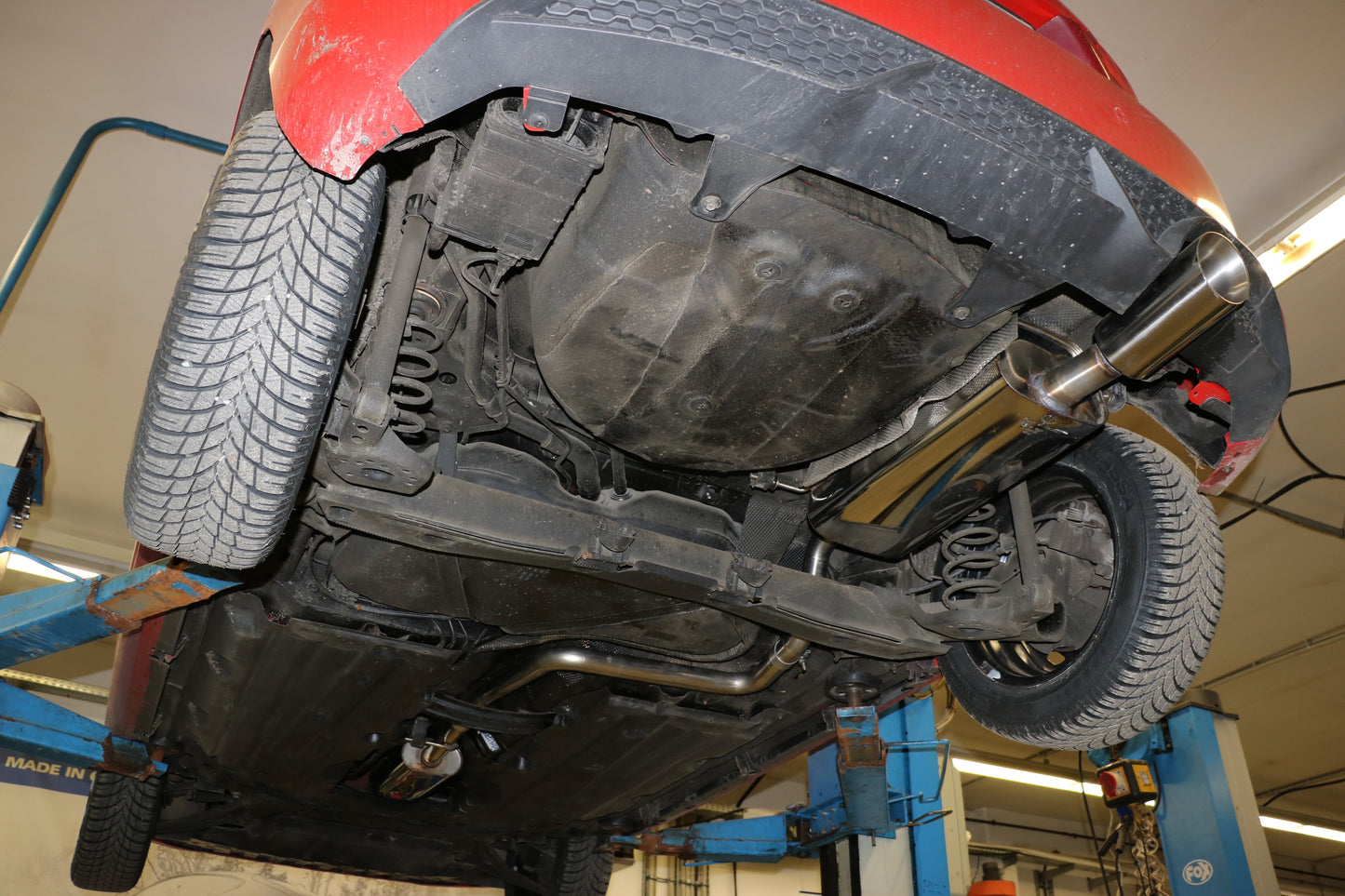 Ford Fiesta MK8 - JHH Endschalldämpfer - 1x100 Typ 25