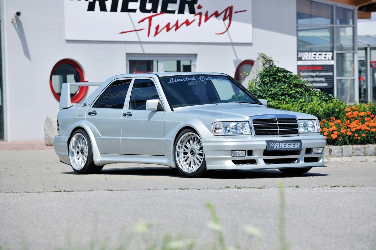 Mercedes 190 (W201) Rieger Seitenschweller Breitbau II  rechts, GFK, 
inkl. Montagezubehör, Aluwinkelleisten