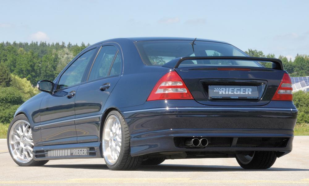 Mercedes C-Klasse (W203) Rieger Seitenschweller  rechts, mit Schacht und 2 Ausschnitten, ABS, 
inkl. Alugitter, Gutachten, Montagezubehör