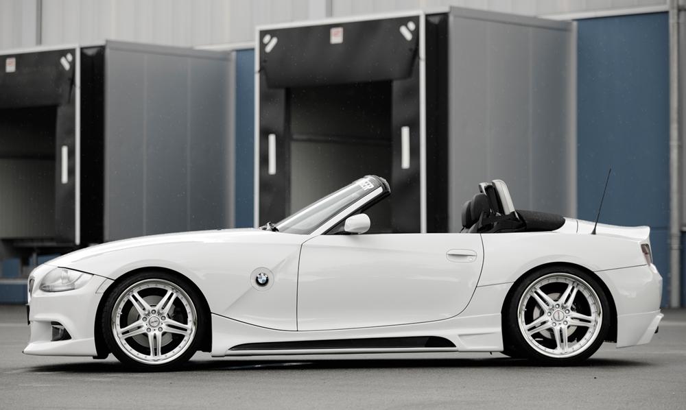 BMW Z4 (E85) Rieger Spoilerstoßstange    mit Aussparung für NSW, ABS, 
inkl. Alugitter, Montagezubehör, ABE