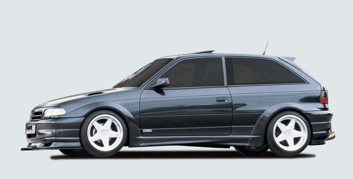 Opel Astra F Rieger Radlauf   links, hinten, GFK