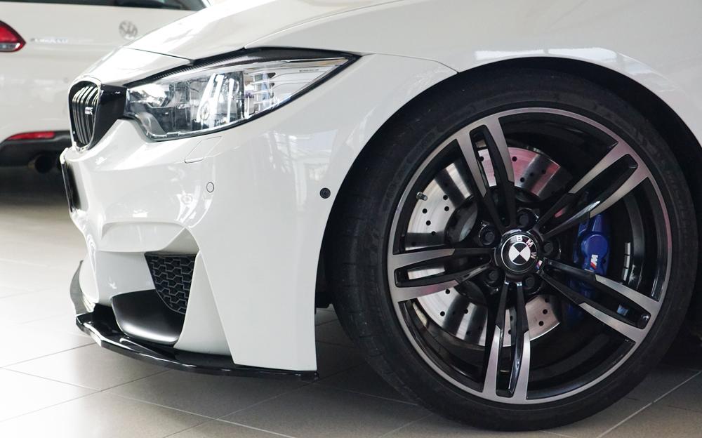 BMW 3er F80 M3 (M3) Rieger Spoilerschwert für Frontschürze ohne BMW-Performance Frontaufsatz gekantete Version, für orig. Frontschürze, ABS, 
inkl. ABE, Montagezubehör