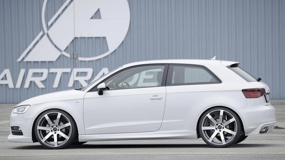 Audi A3 (8V) Rieger Heckeinsatz  für Doppelendrohr li., ABS, für Fzg. ohne S-Line Exterieur, 
inkl. Montagezubehör, Gutachten