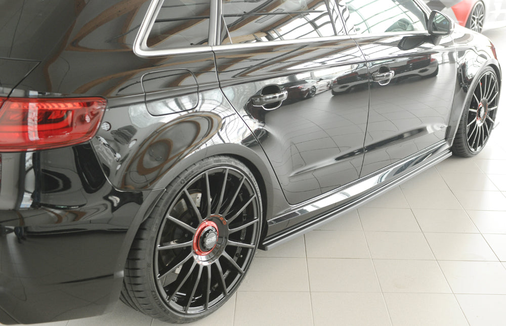 Audi RS3 (8V) Rieger Seitenschwelleransatz rechts, für orig. Seitenschweller, ABS, 
inkl. Montagezubehör, Gutachten