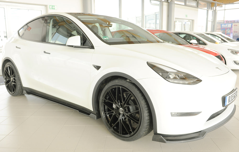 Tesla Model Y  (003) Rieger Seitenschwelleransatz rechts, für orig. Seitenschweller, ABS, 
inkl. Montagezubehör, Gutachten