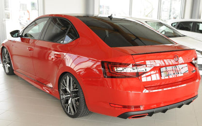 Skoda Superb III (3T/3V) Rieger Heckeinsatz nur 2.0 TSI (200/206kW) für orig. Endrohrblende li. u. re., ABS, für Fzg. mit Einparkhilfe (PDC), 
inkl. Montagezubehör, Gutachten