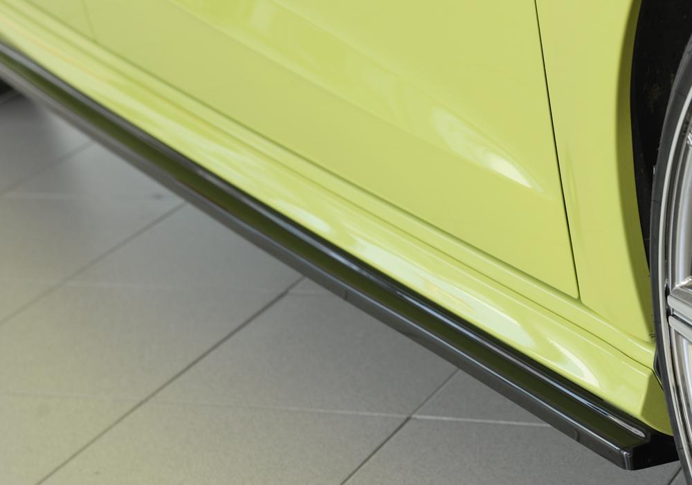 Audi A3 (8V) Rieger Seitenschwelleransatz für S-Line-Schweller / S3-Schweller rechts, für orig. Seitenschweller, ABS, schwarz glänzend, für Fzg. mit S-Line Exterieur, 
inkl. Montagezubehör, Gutachten