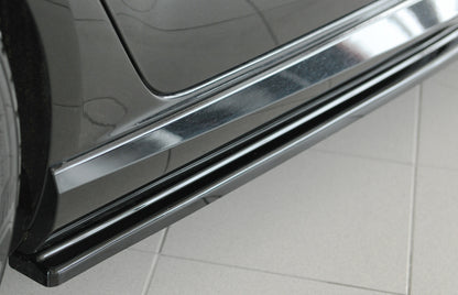 Audi RS3 (8V) Rieger Seitenschwelleransatz rechts, für orig. Seitenschweller, ABS, schwarz glänzend, 
inkl. Montagezubehör...