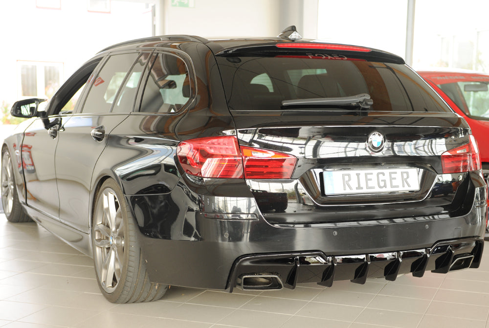 BMW 5er F10  (5L) Rieger Heckeinsatz (für Fzg. mit AHK) für orig. Endrohrblende li. u. re., (550i / 550i xDrive / M550d xD...