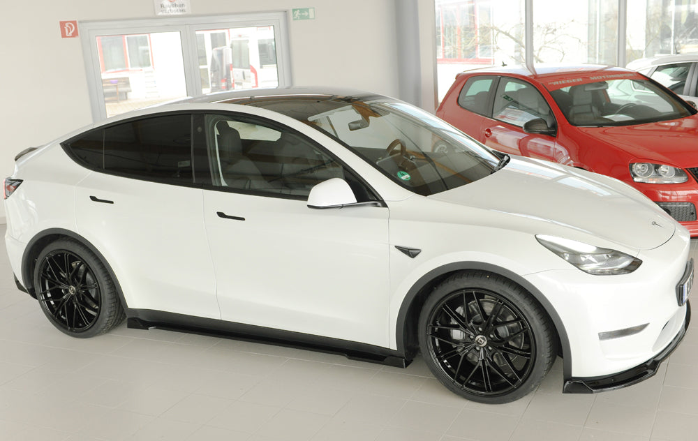 Tesla Model Y  (003) Rieger Spoilerschwert für orig. Frontschürze, ABS, schwarz glänzend, 
inkl. Montagezubehör, ABE