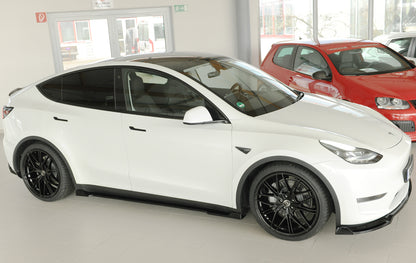 Tesla Model Y  (003) Rieger Spoilerschwert für orig. Frontschürze, ABS, schwarz glänzend, 
inkl. Montagezubehör, ABE