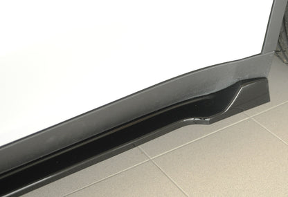 Tesla Model Y  (003) Rieger Seitenschwelleransatz links, für orig. Seitenschweller, ABS, schwarz glänzend, 
inkl. Montagez...