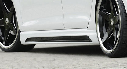 Seat Leon (5F) Rieger Seitenschweller  rechts, mit Schacht, mit Ausschnitt, ABS, Carbon-Look, 
inkl. Alugitter, Montagezubehör, Gutachten