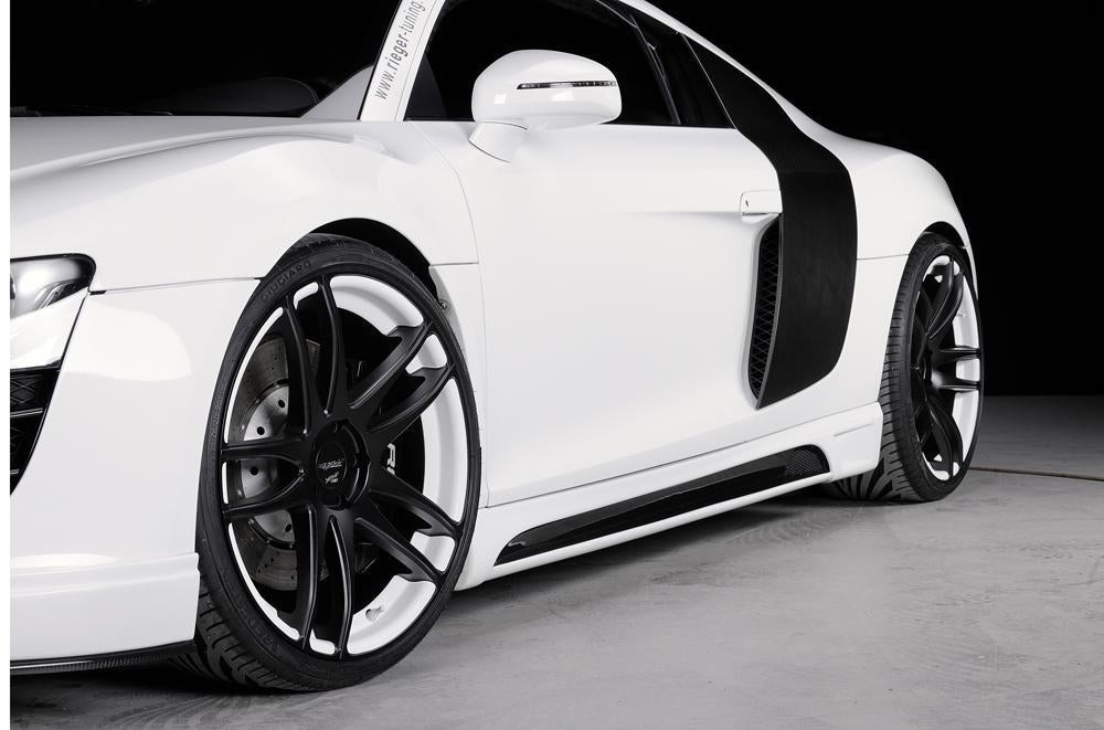 Audi R8 (42) Rieger Seitenschweller  links, mit Schacht, mit Ausschnitt, ABS, Carbon-Look, 
inkl. Alugitter, Montagezubehör, Gutachten