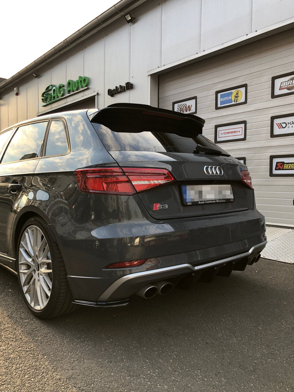 Heck Ansatz Flaps Diffusor für AUDI S3 8V FACELIFT schwarz Hochglanz