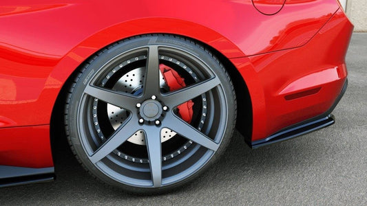 Heck Ansatz Flaps Diffusor für Ford Mustang Mk6 schwarz Hochglanz