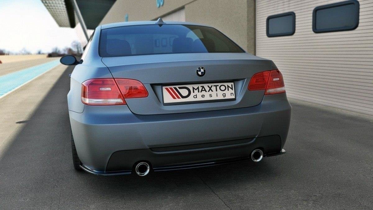 Heck Ansatz Flaps Diffusor für BMW 3er E92 M Paket Carbon Look