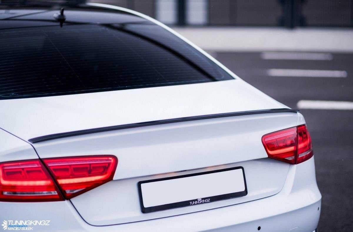 Spoiler CAP für Audi A8 D4 Carbon Look