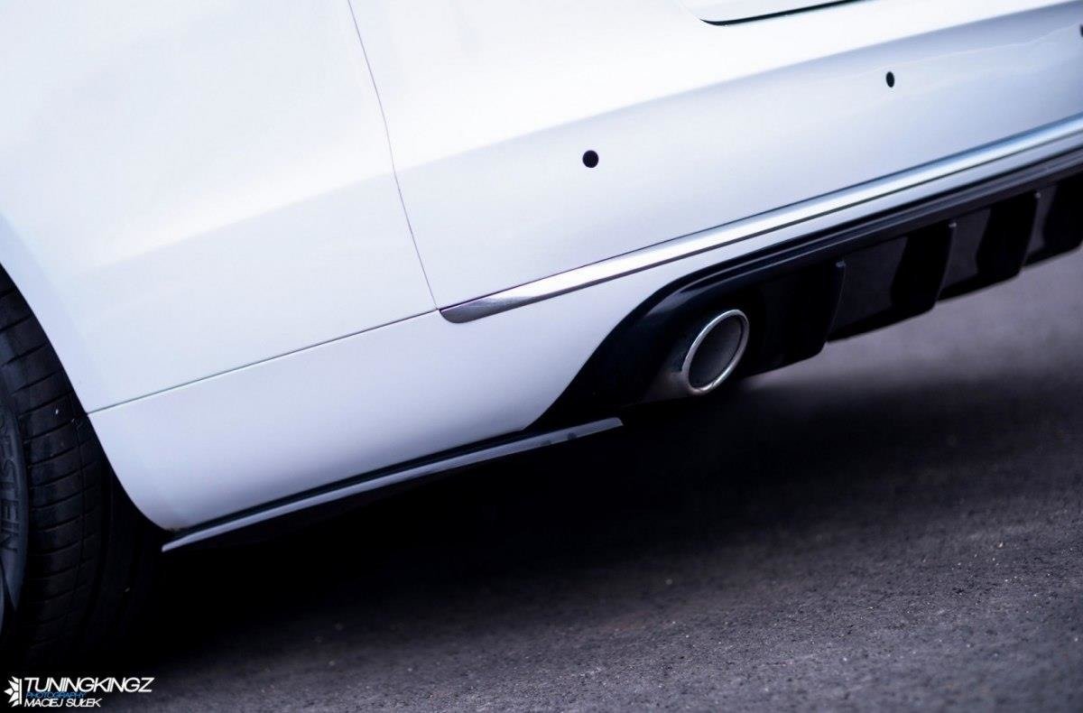 Heck Ansatz Flaps Diffusor für Audi A8 D4 schwarz matt