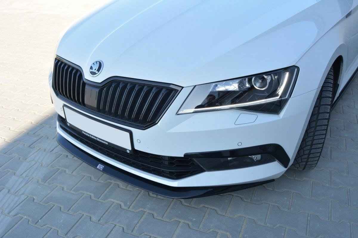Front Ansatz V.1 für Skoda Superb Mk3 Carbon Look