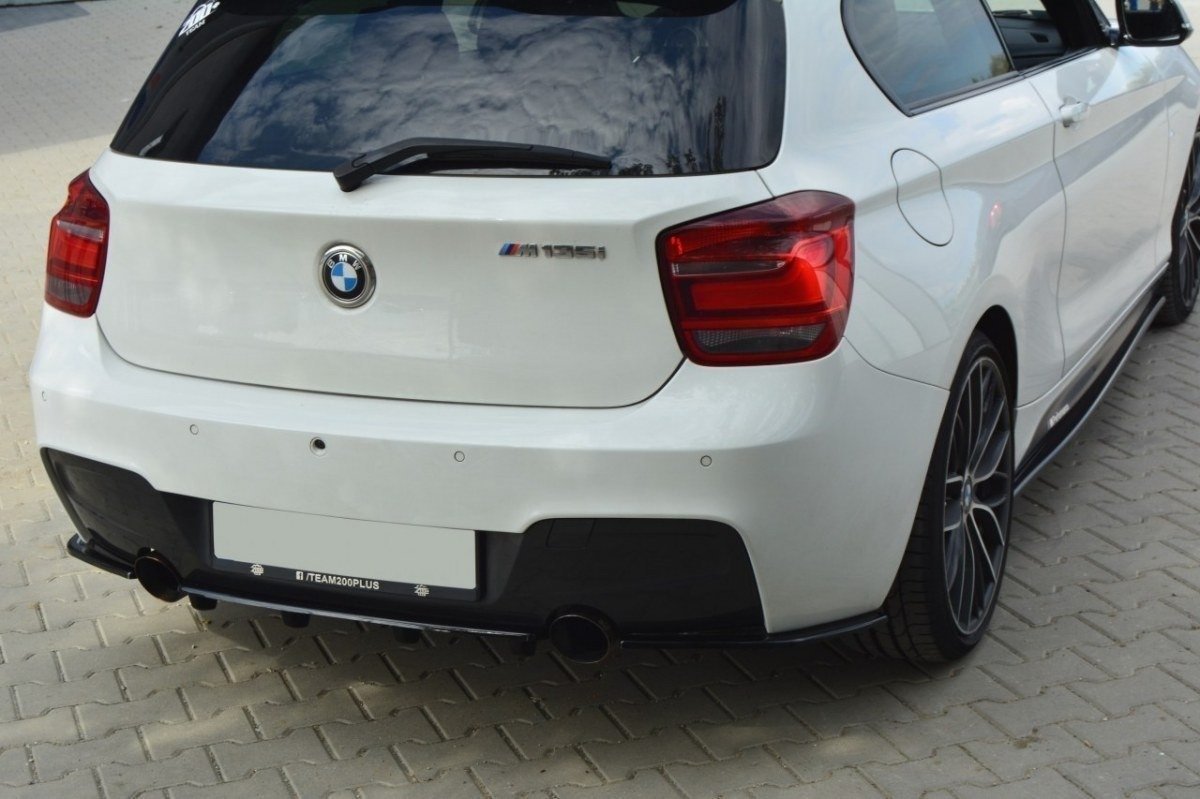 Mittlerer Diffusor Heck Ansatz für BMW 1er F20/F21 M-Power im DTM LOOK schwarz Hochglanz