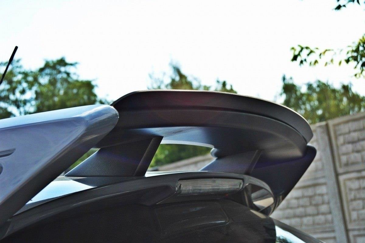 Spoiler CAP V.1 für Ford Focus RS Mk3  schwarz Hochglanz