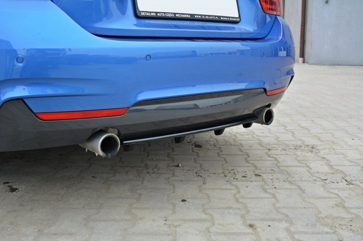 Mittlerer Diffusor Heck Ansatz für BMW 4er F32 M Paket im DTM LOOK schwarz Hochglanz