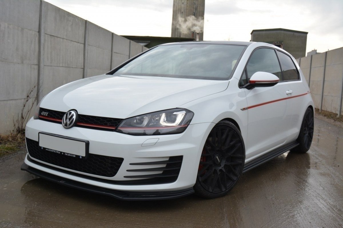 Seitenschweller Ansatz für VW GOLF 7 GTI PREFACE/FACELIFT (breit) Carbon Look