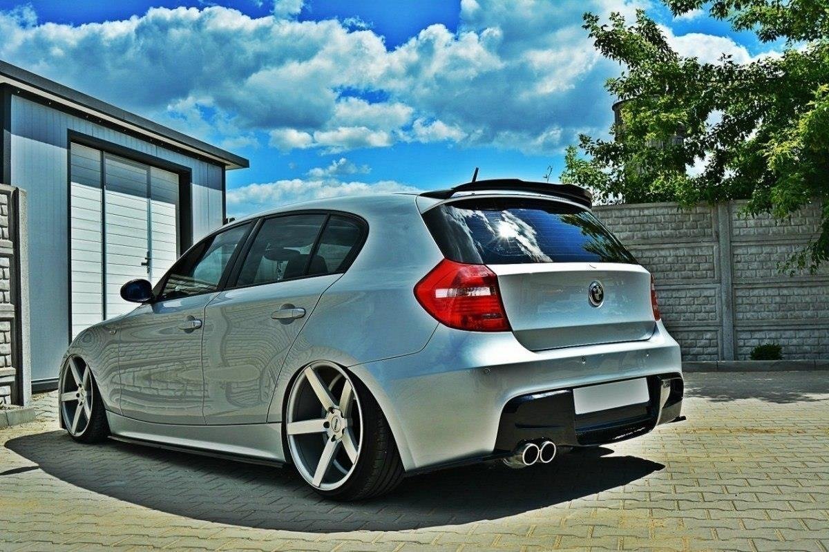 Heck Ansatz Flaps Diffusor für BMW 1er E87 Standard/M-Performance schwarz Hochglanz