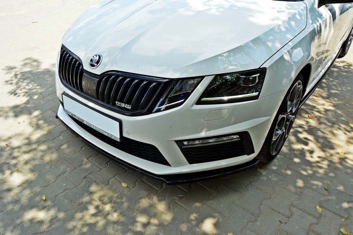 Front Ansatz V.1 für Skoda Octavia RS Mk3 schwarz matt