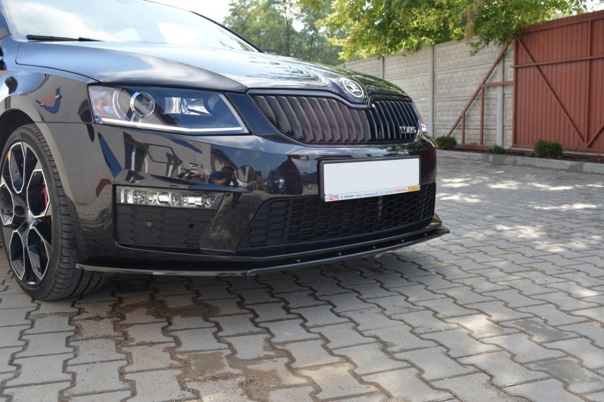 Front Ansatz V.1 für Skoda Octavia RS Mk3 schwarz matt