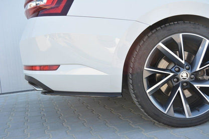 Heck Ansatz Flaps Diffusor für SKODA SUPERB III Carbon Look