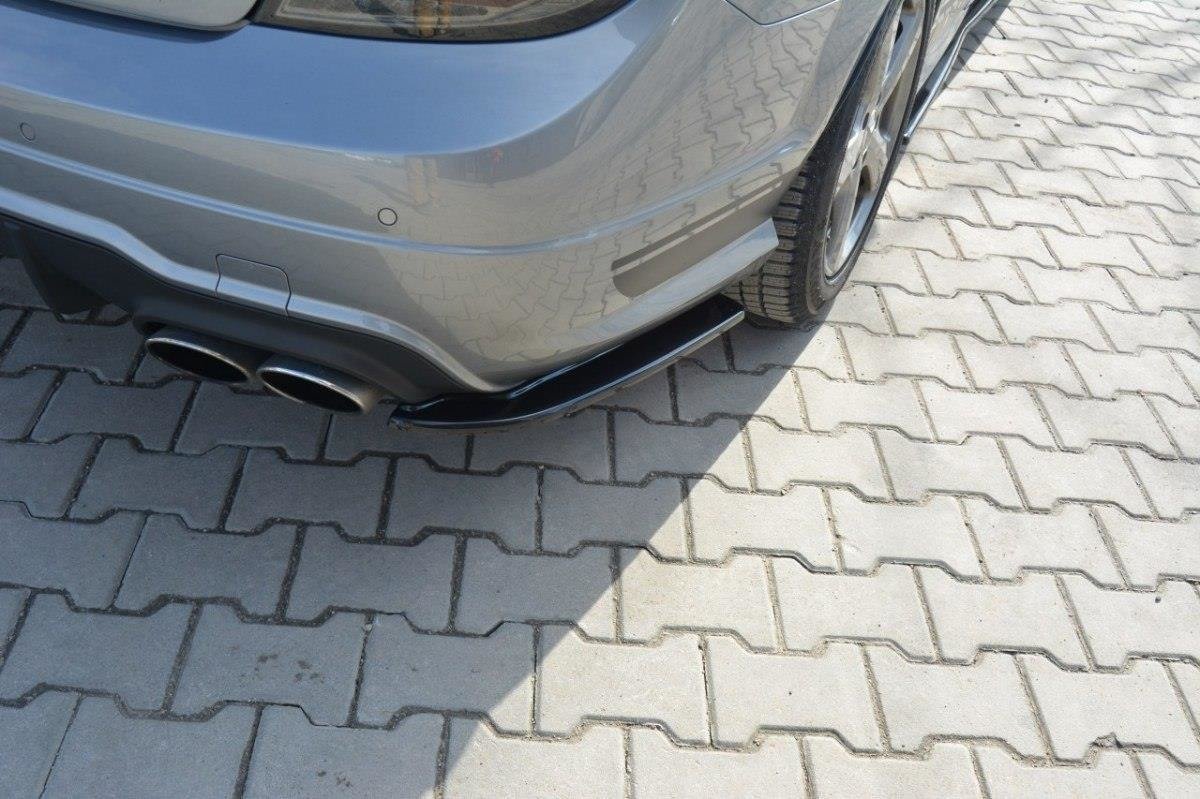 Heck Ansatz Flaps Diffusor für Mercedes C W204 63 AMG/AMG-Line schwarz matt