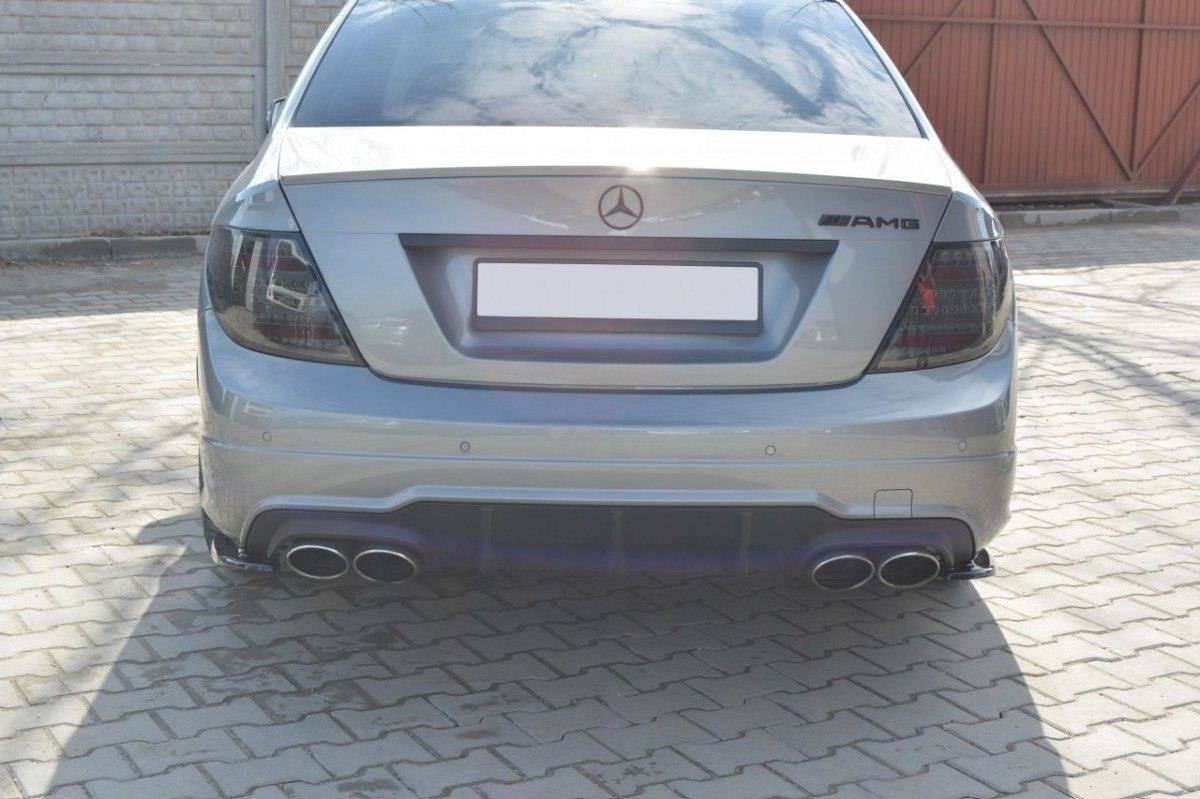 Heck Ansatz Flaps Diffusor für Mercedes C W204 63 AMG/AMG-Line schwarz Hochglanz