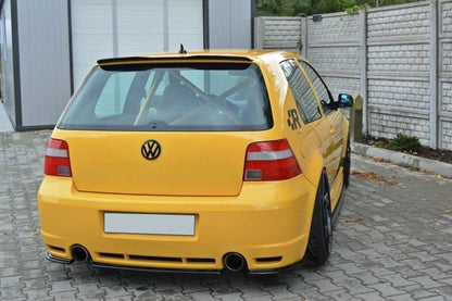 Mittlerer Diffusor Heck Ansatz für VW GOLF 4 R32 schwarz Hochglanz