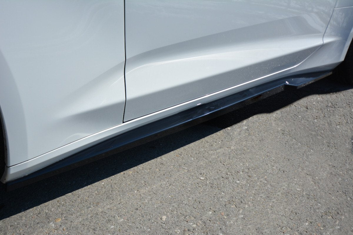 Seitenschweller Ansatz für CHEVROLET CAMARO 6TH-GEN. PHASE-I 2SS COUPE schwarz Hochglanz
