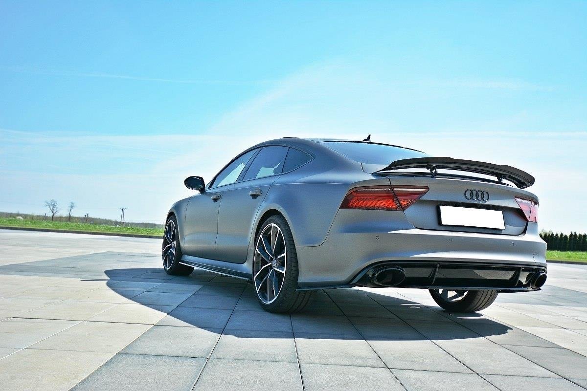 Mittlerer Diffusor Heck Ansatz für Audi RS7 Facelift Carbon Look